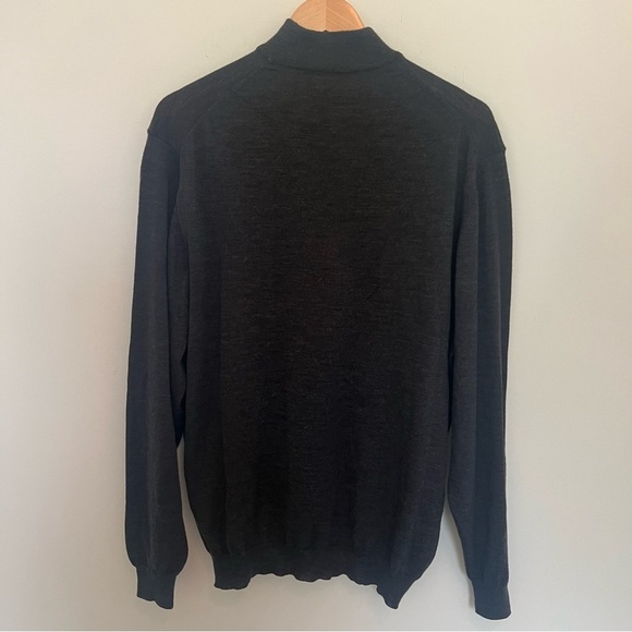 Tom James Black 100% Pure Merino Wool Gray Mock Neck Knit Top Men's L Preppy - Picture 6 of 6